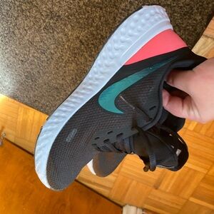 Nike Black and Green pink  Sneakers 7.5-8